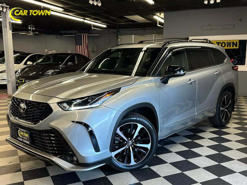 2022 Toyota Highlander XSE