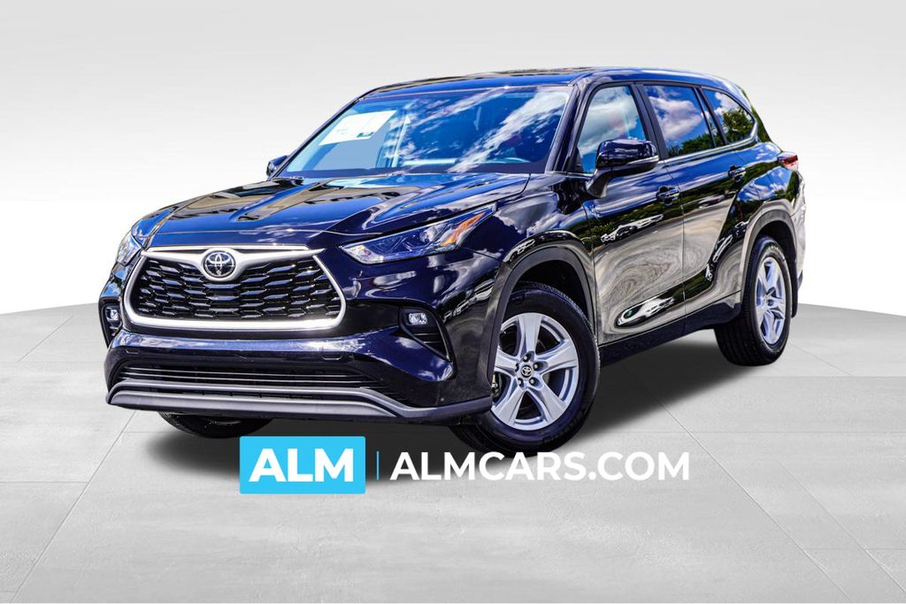 2023 Toyota Highlander LE