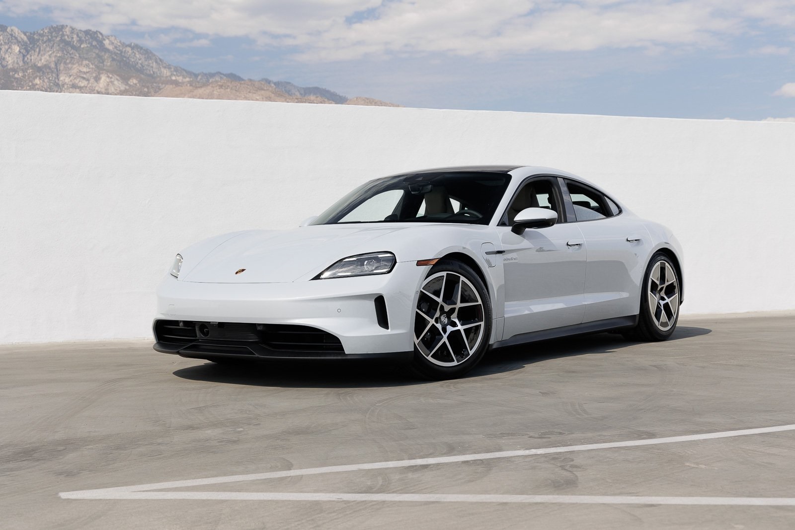 2025 Porsche Taycan Sedan