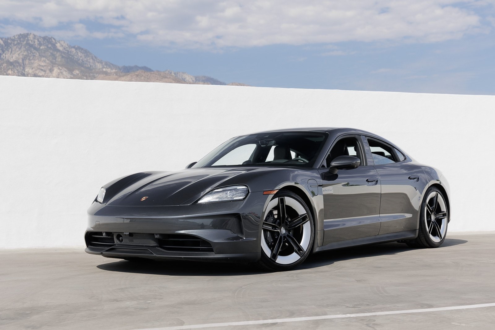 2025 Porsche Taycan Sedan