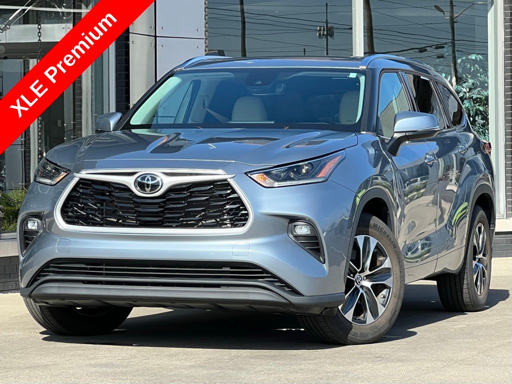 2021 Toyota Highlander XLE