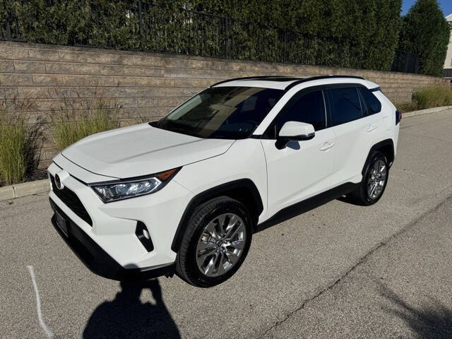2020 Toyota RAV4 XLE Premium
