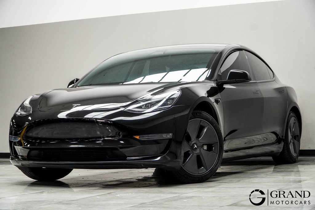 2021 Tesla Model 3 Standard Range Plus