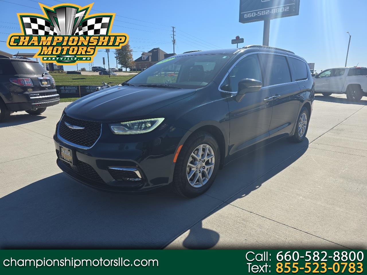 2022 Chrysler Pacifica Touring L 121.6