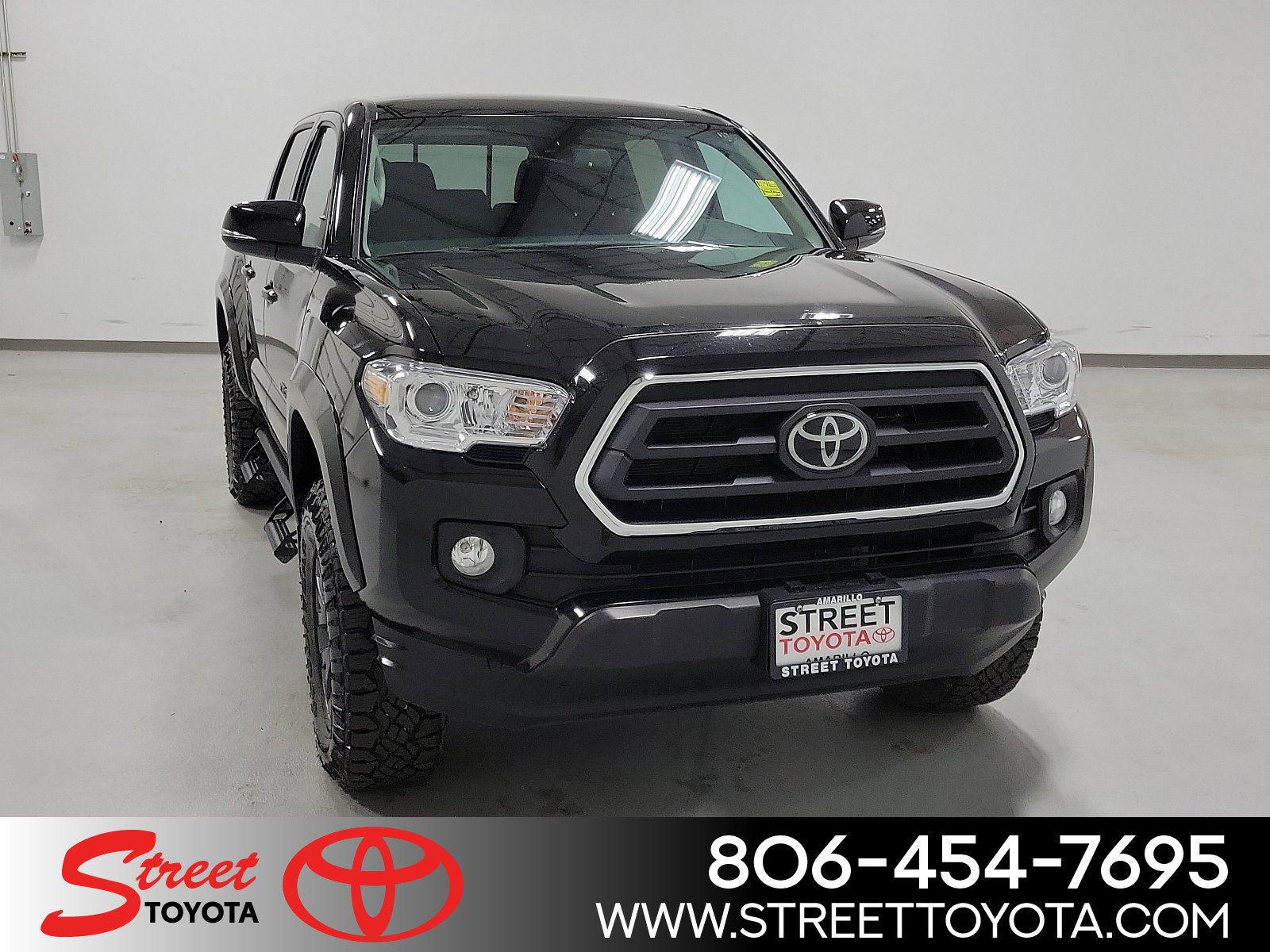 2023 Toyota Tacoma SR5 Crew Cab Short Bed