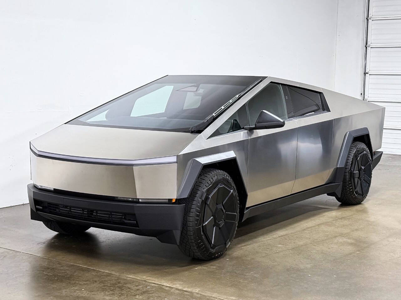 2024 Tesla Cybertruck Cyberbeast Crew Cab Short Bed