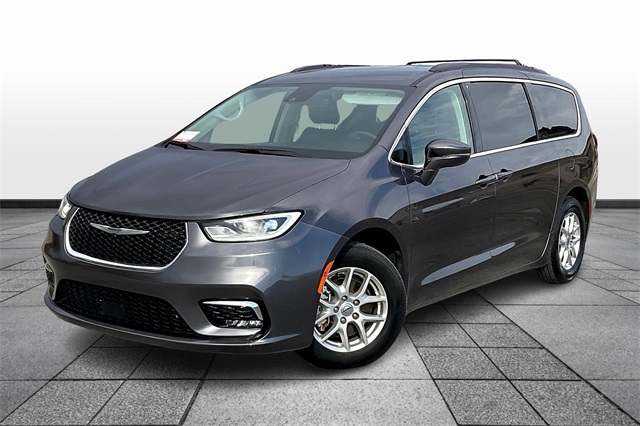 2022 Chrysler Pacifica Touring L 121.6