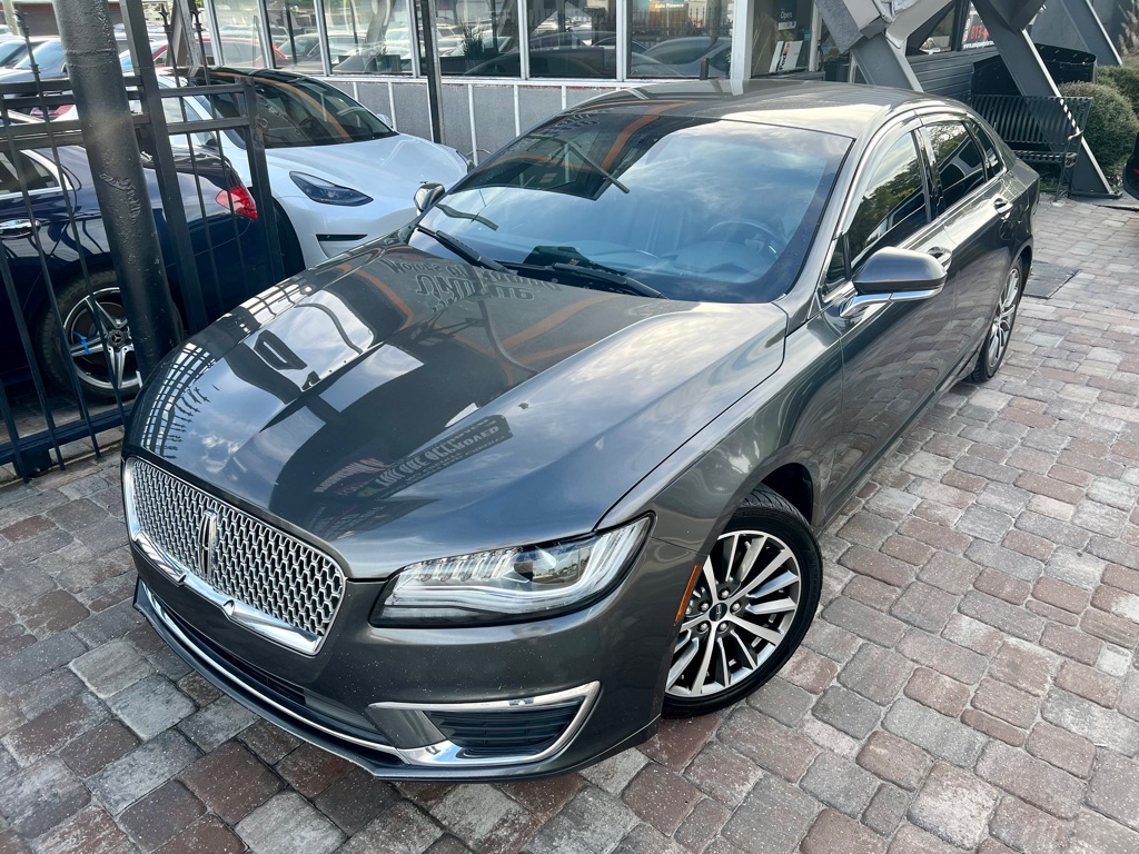 2020 Lincoln MKZ Standard
