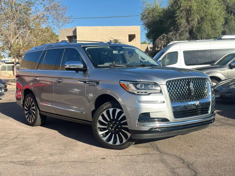 2023 Lincoln Navigator Black Label