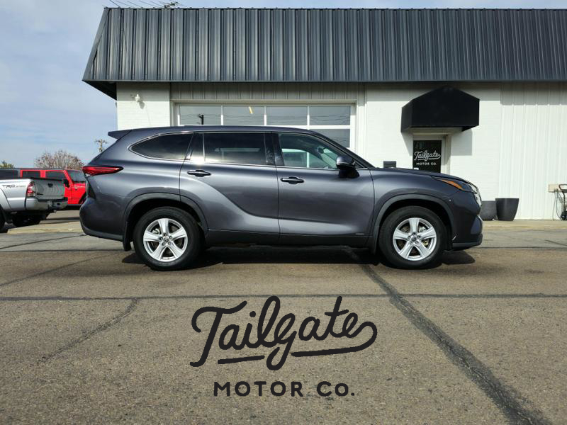 2022 Toyota Highlander Hybrid LE