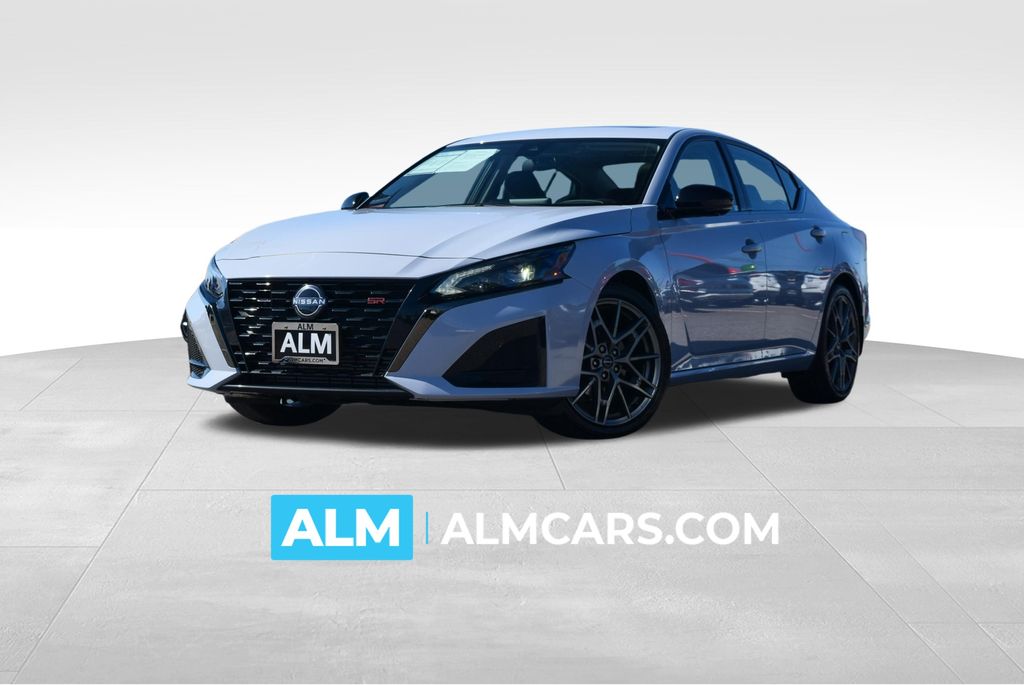2023 Nissan Altima SR