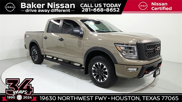2024 Nissan TITAN PRO-4X Crew Cab Extra Short Bed