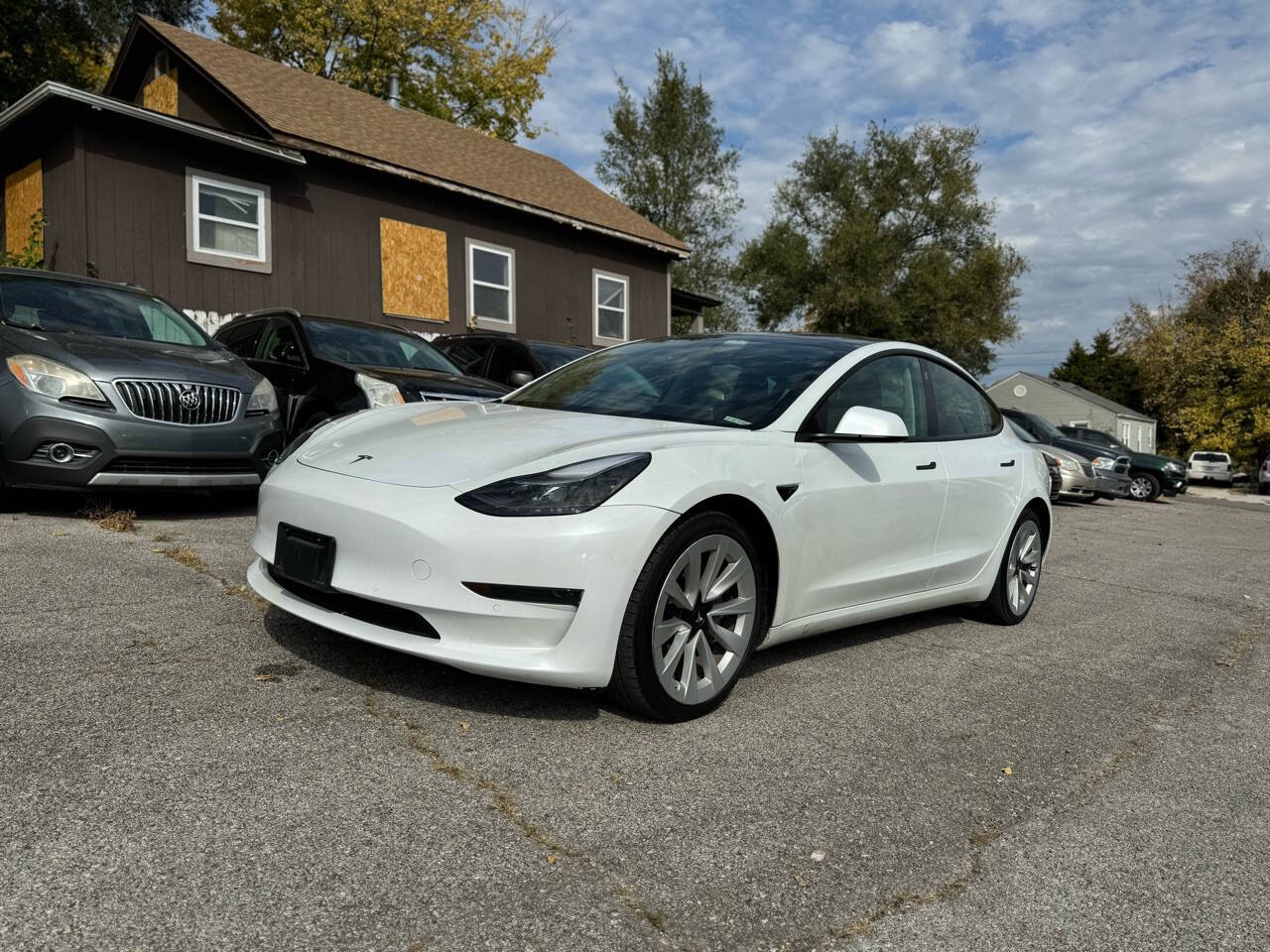 2022 Tesla Model 3 Standard Range