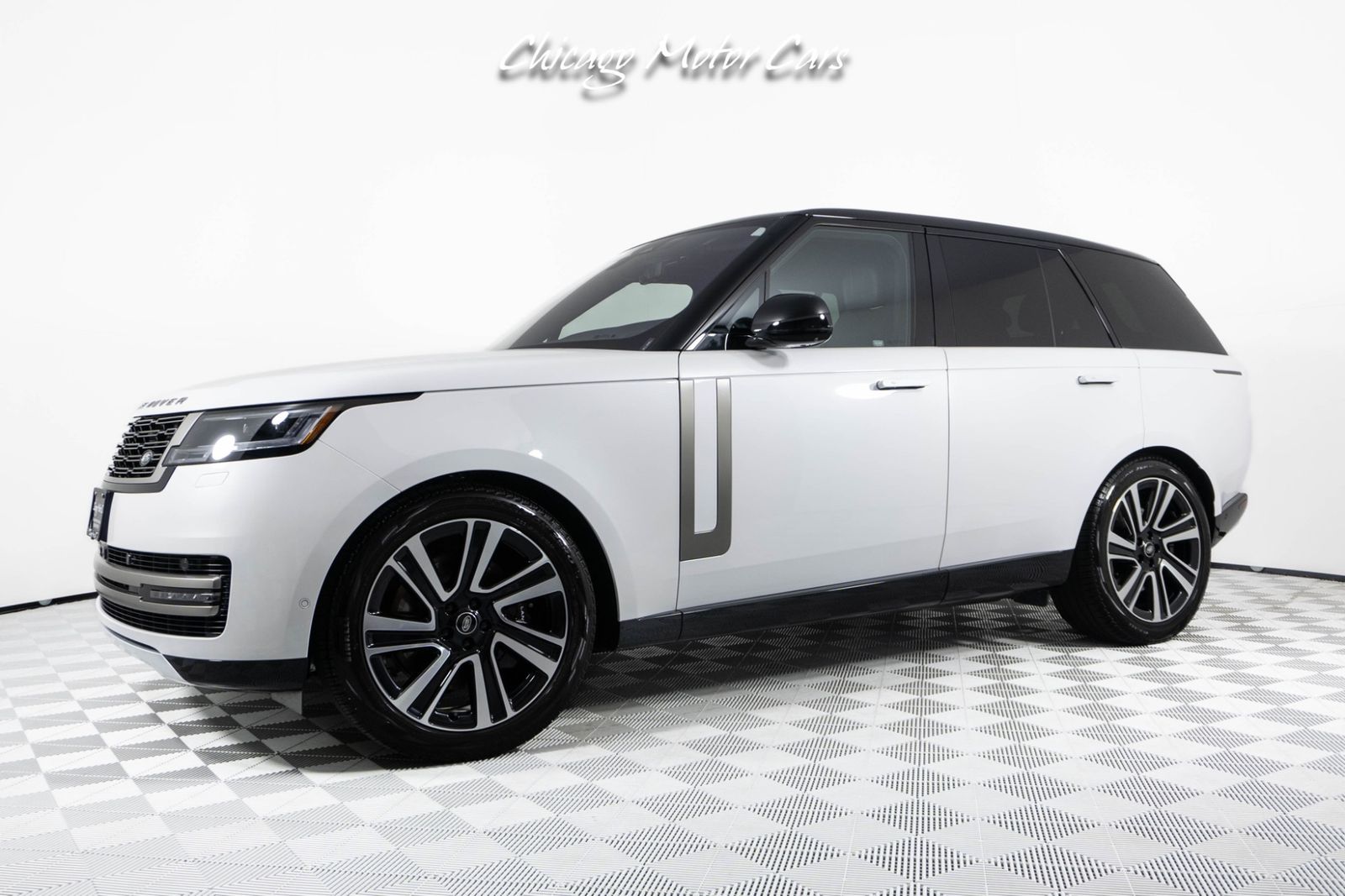 2023 Land Rover Range Rover SE