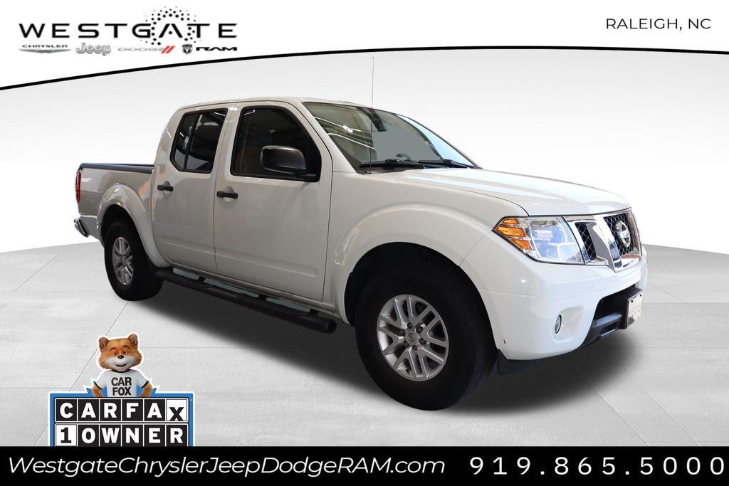 2017 Nissan Frontier SV Crew Cab Short Bed