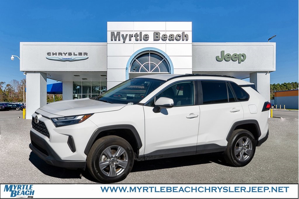 2022 Toyota RAV4 XLE