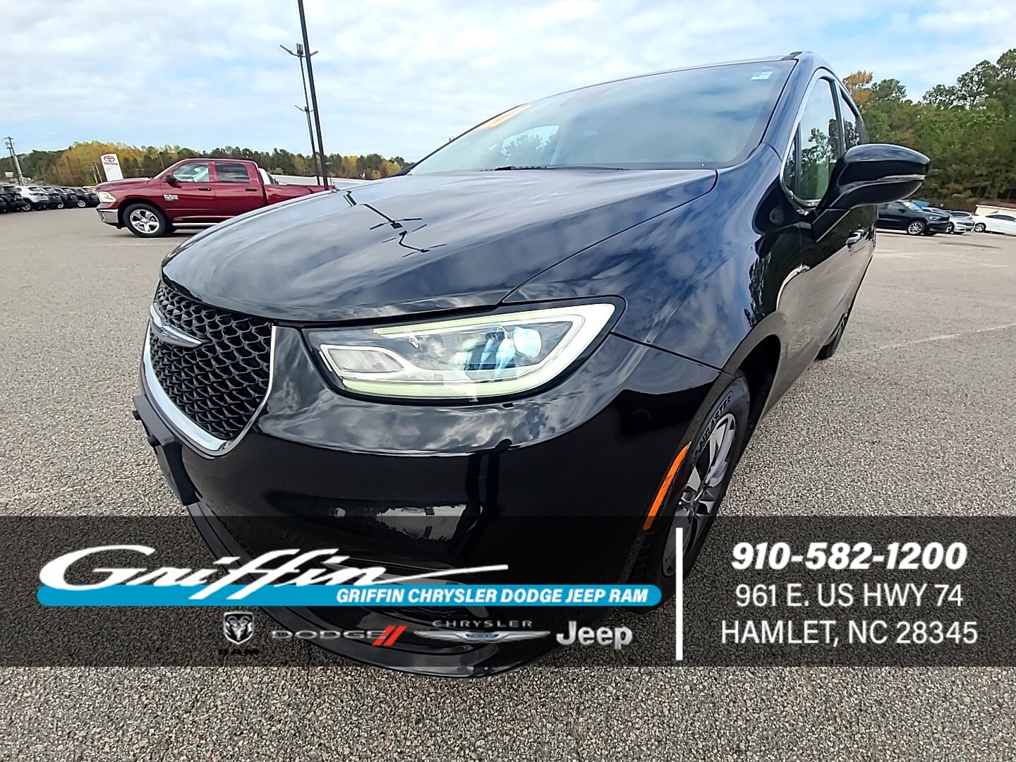 2021 Chrysler Pacifica Touring L 121.6