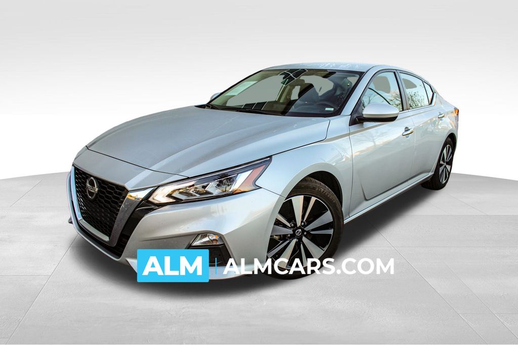 2022 Nissan Altima SV