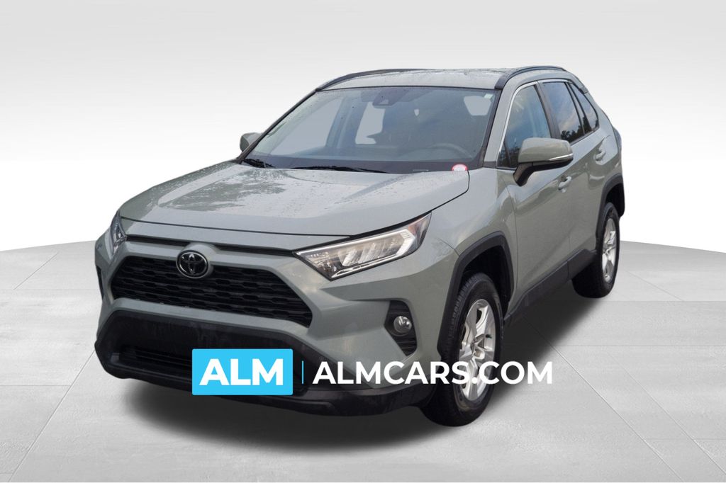 2021 Toyota RAV4 XLE