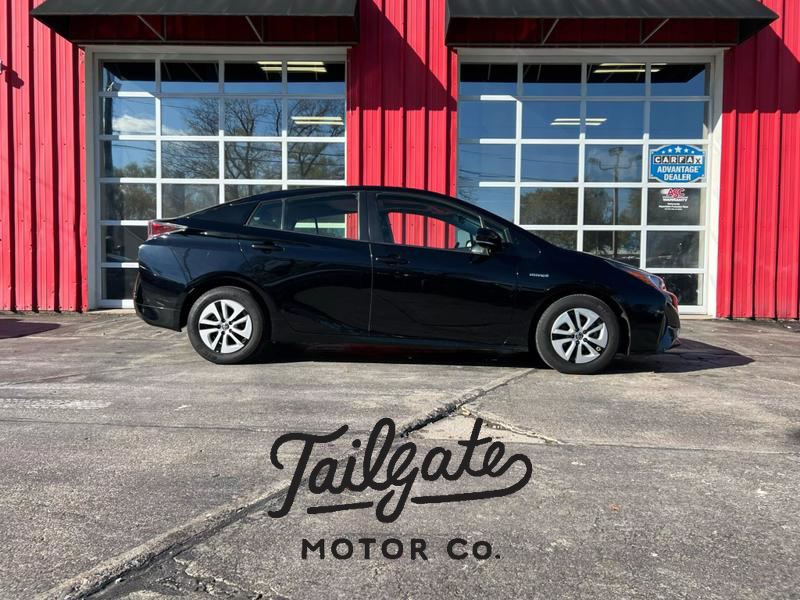 2016 Toyota Prius Three