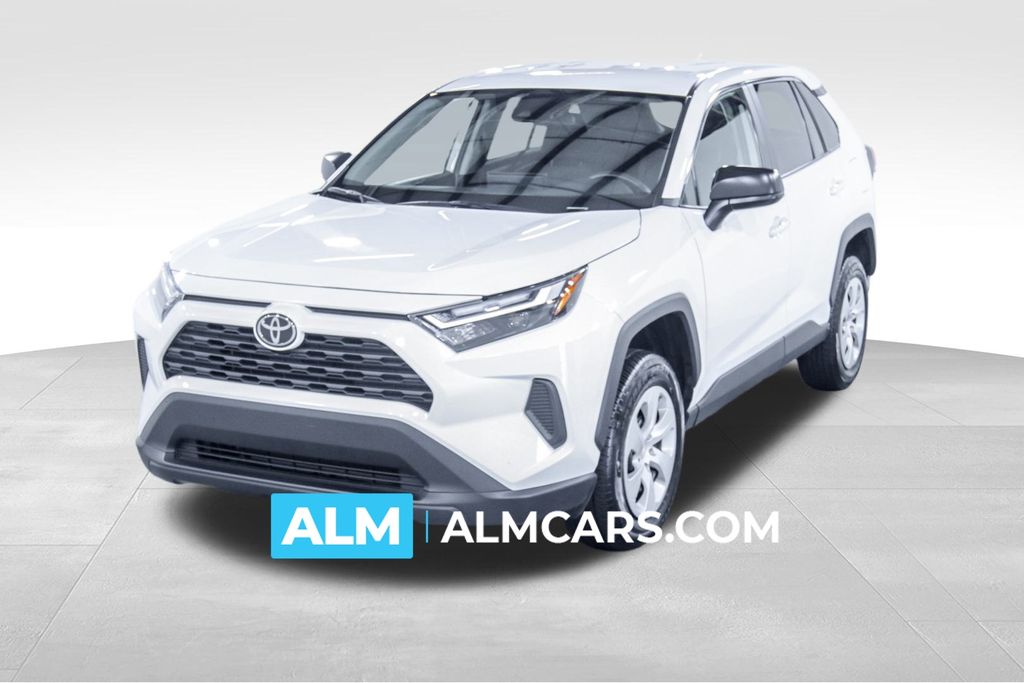 2023 Toyota RAV4 LE