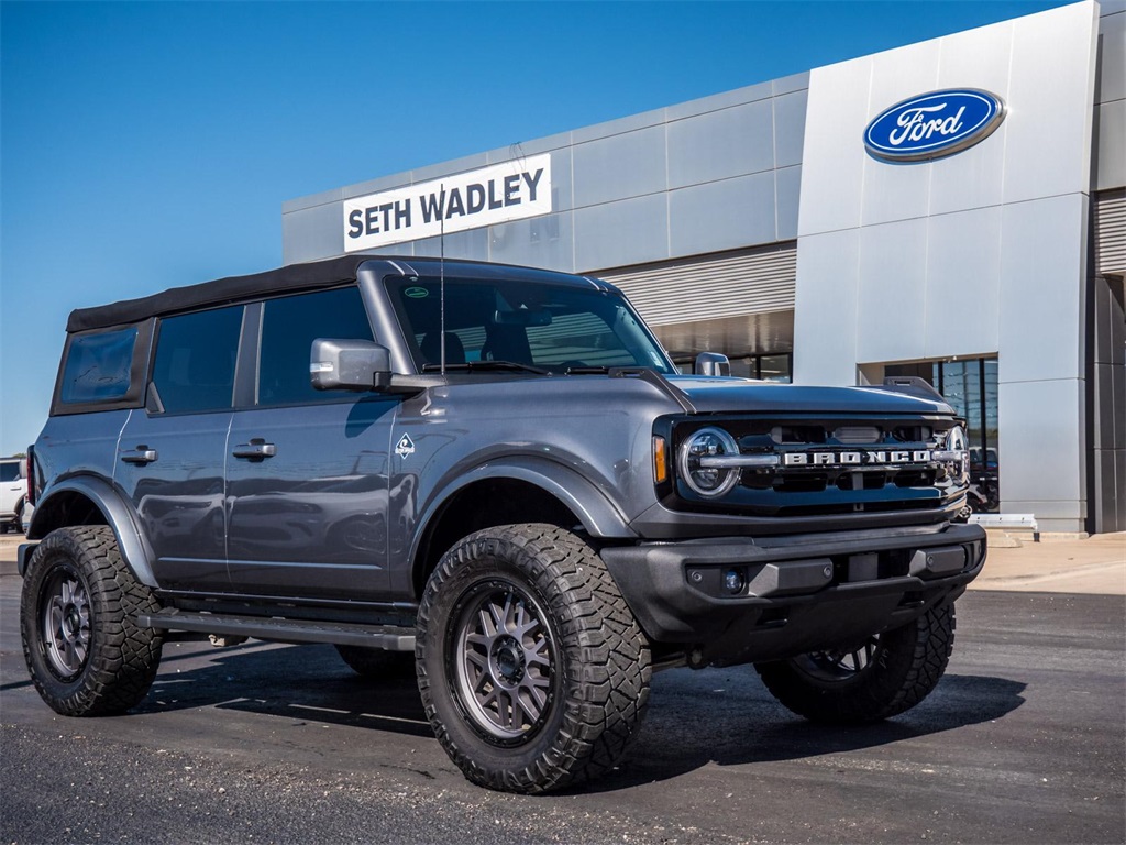 2022 Ford Bronco Outer Banks
