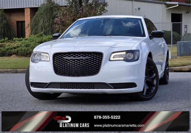2020 Chrysler 300 Touring