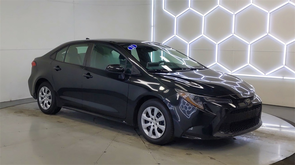 2021 Toyota Corolla LE Sedan