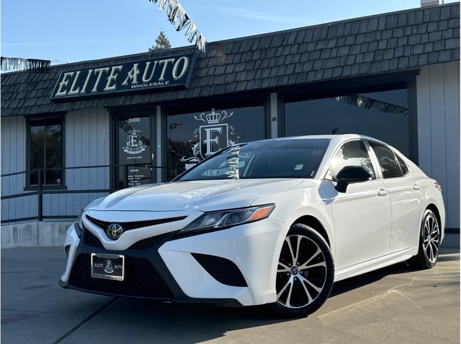 2019 Toyota Camry SE