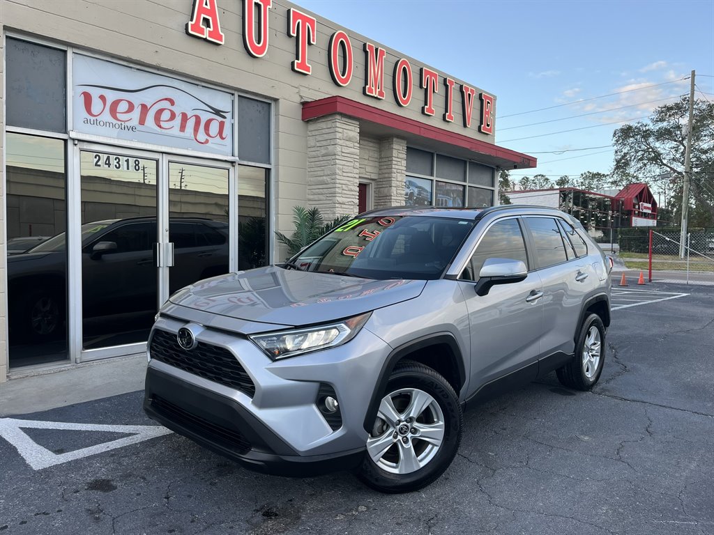 2021 Toyota RAV4 XLE