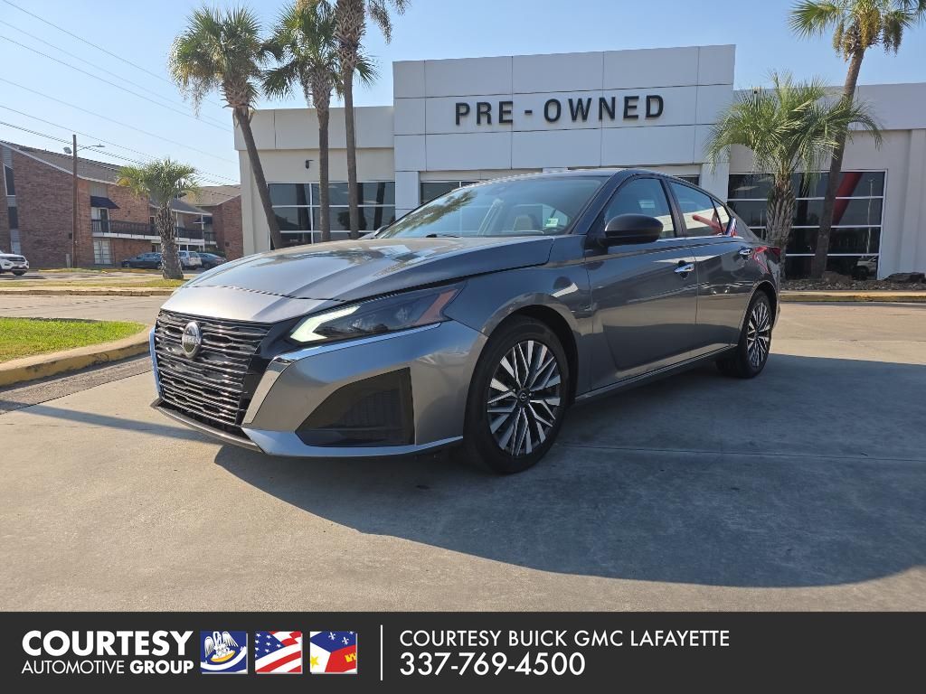 2024 Nissan Altima SV