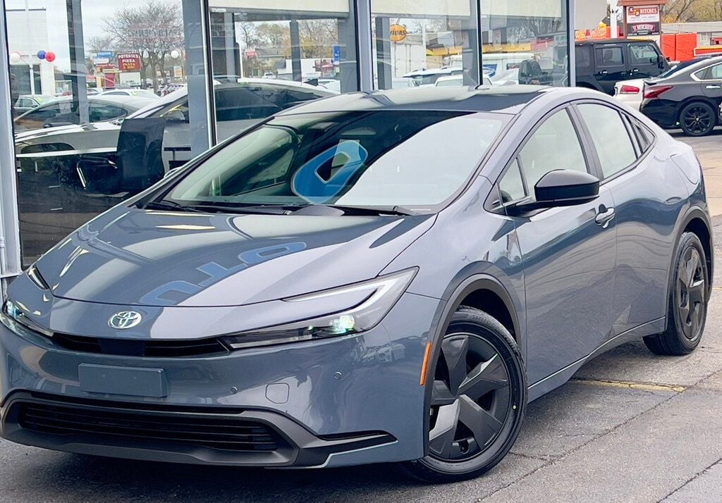 2023 Toyota Prius LE