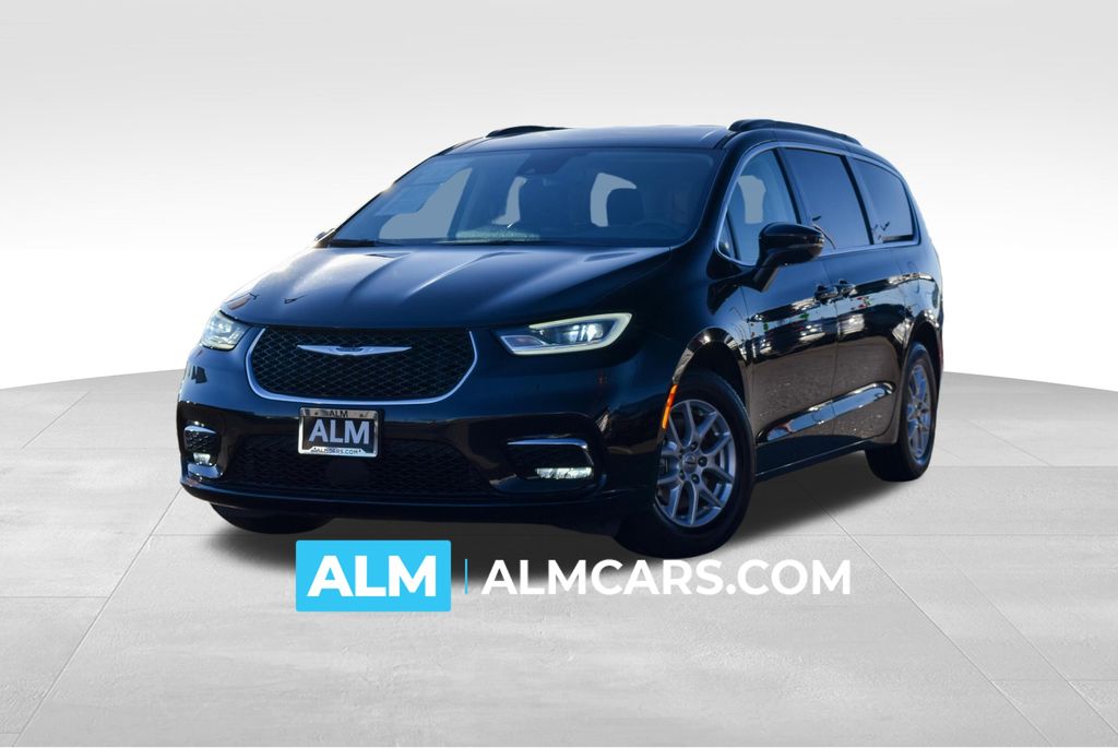 2022 Chrysler Pacifica Touring L 121.6