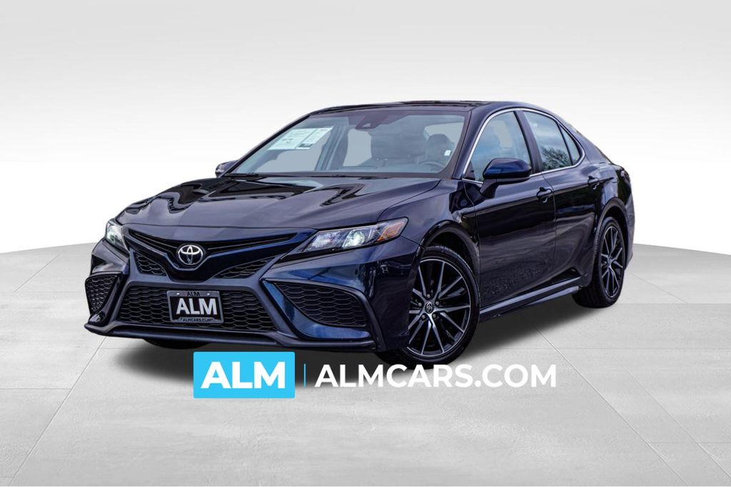 2021 Toyota Camry SE