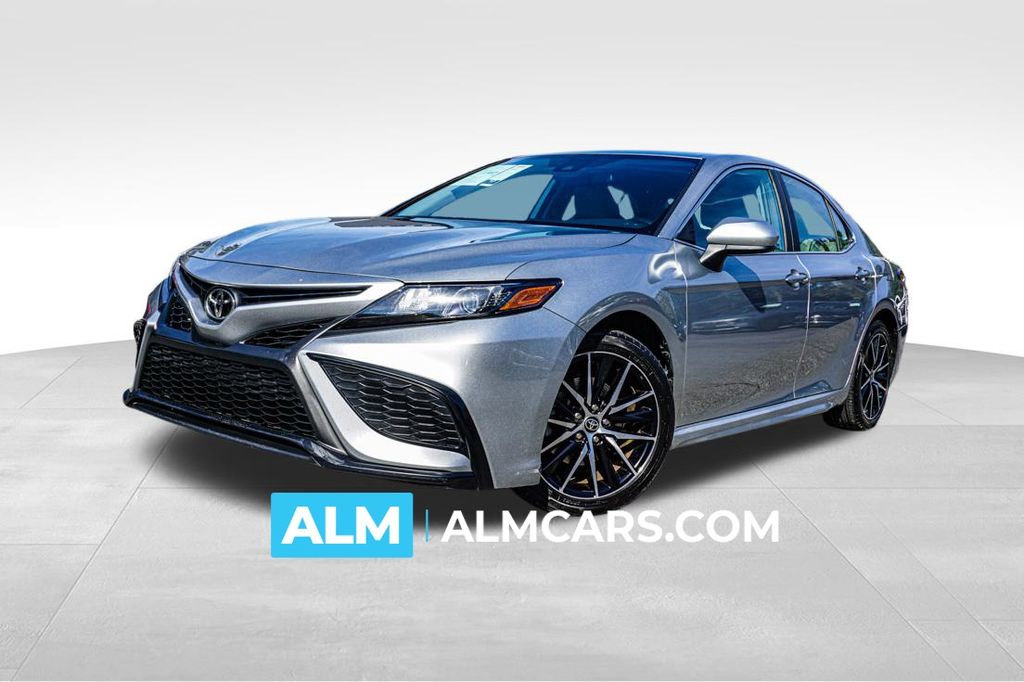 2021 Toyota Camry SE