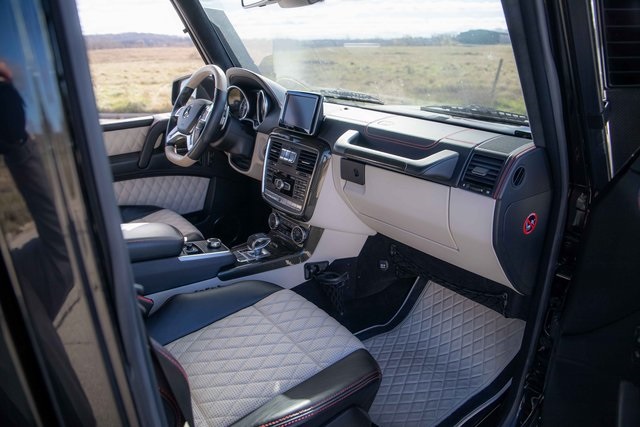 Mercedes-Benz G-Class снимка Mercedes-Benz G-Class