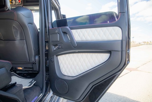 Mercedes-Benz G-Class снимка Mercedes-Benz G-Class