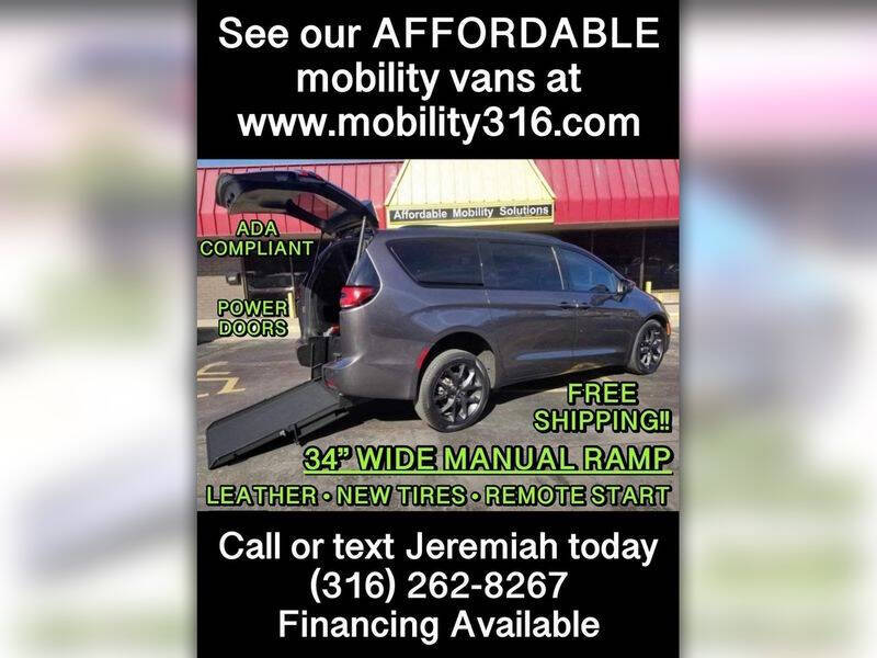 2022 Chrysler Pacifica Touring L 121.6