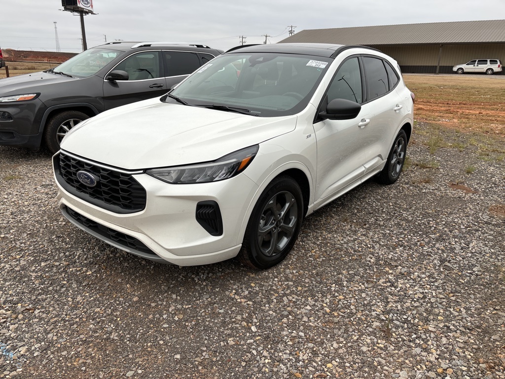 2023 Ford Escape Hybrid ST-Line