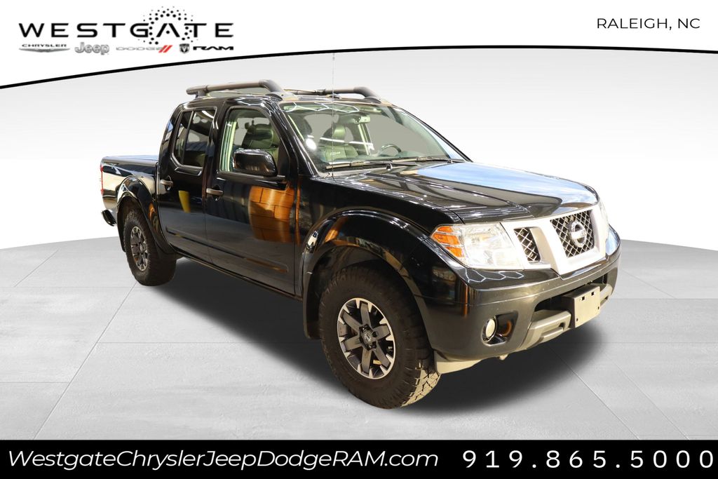 2021 Nissan Frontier PRO-4X Crew Cab Short Bed