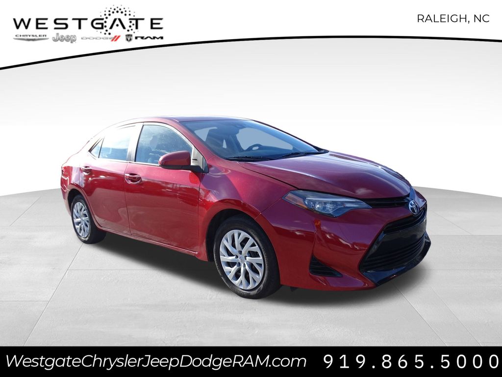 2018 Toyota Corolla LE Sedan