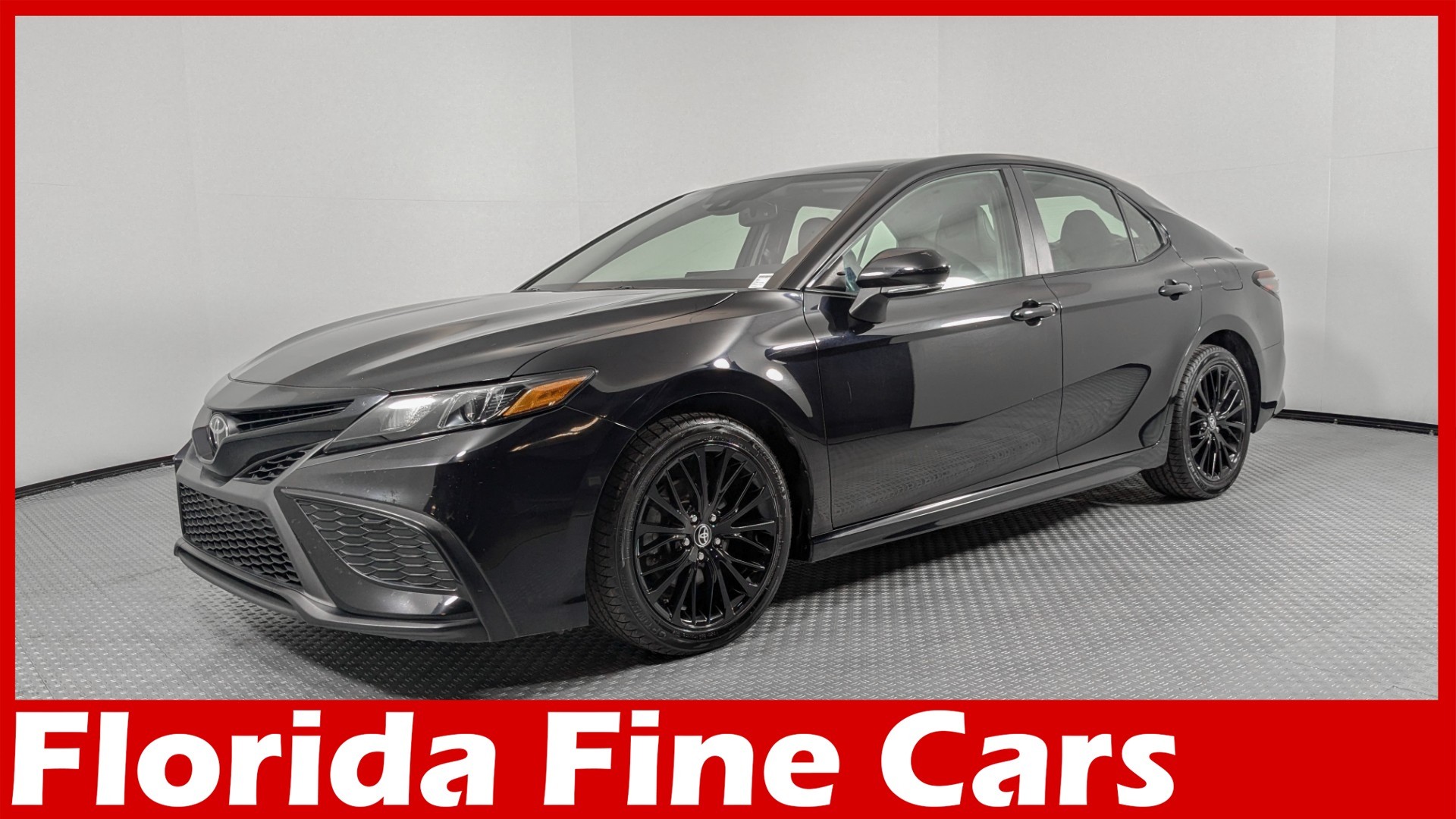 2022 Toyota Camry SE Nightshade Edition