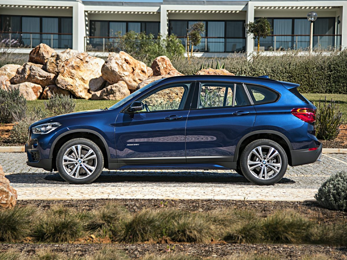 2017 BMW X1 Sports Activity Vehicle sDrive28i XLINE
