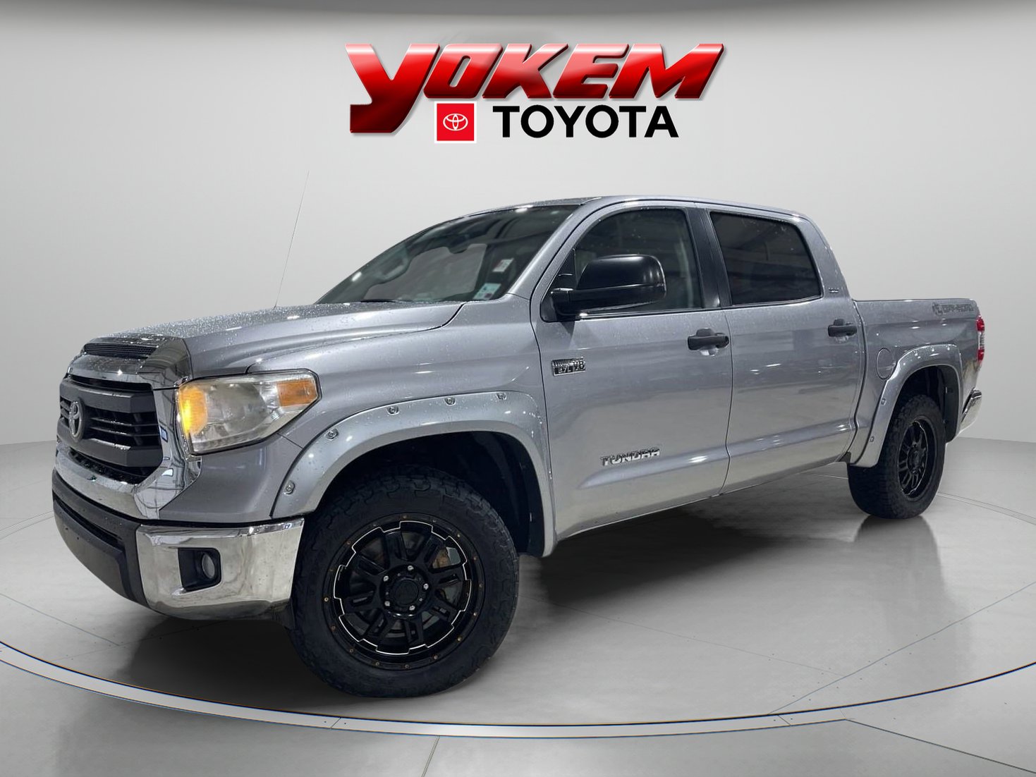 2015 Toyota Tundra SR5 Crew Cab Extra Short Bed