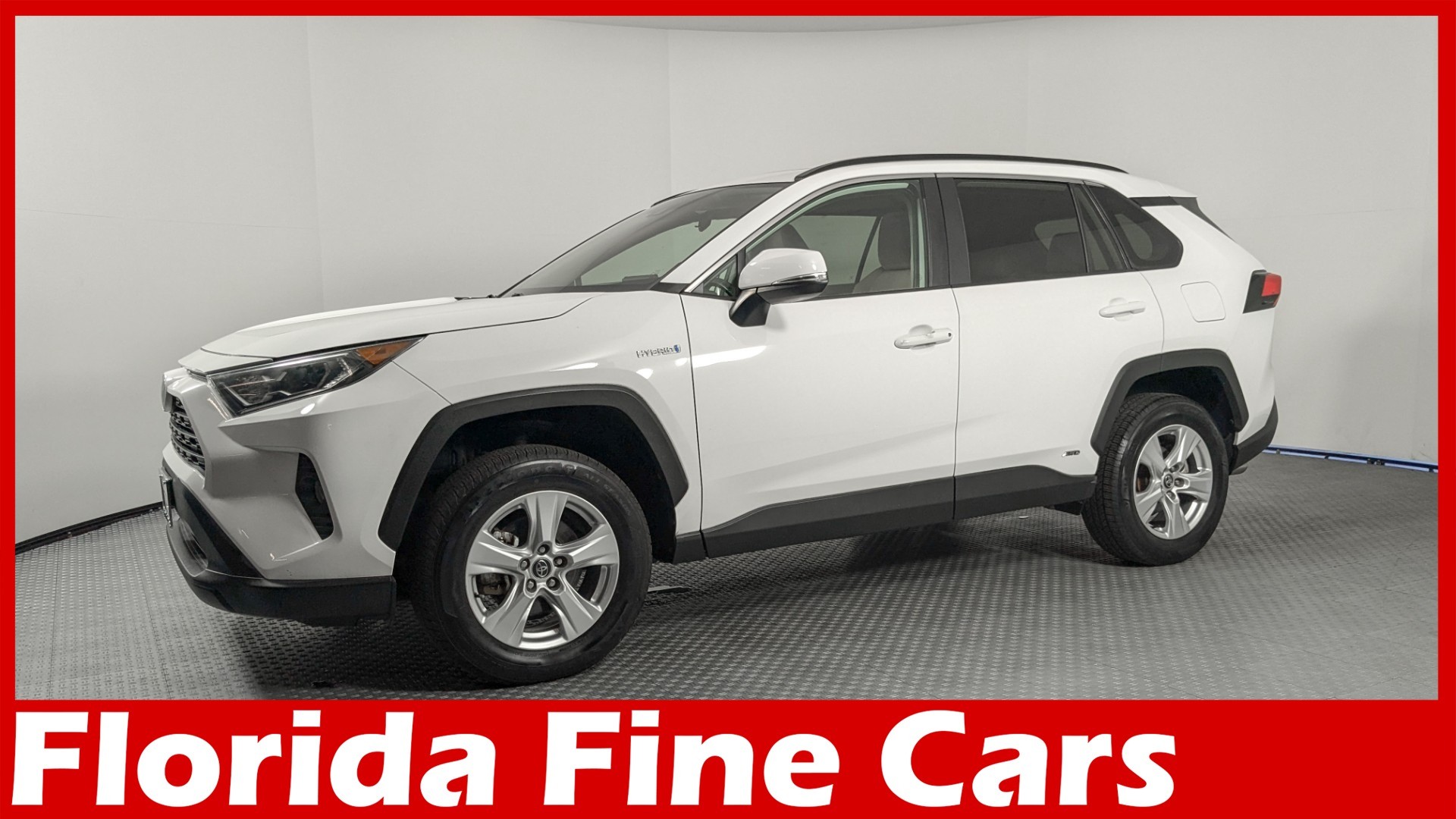 2020 Toyota RAV4 Hybrid XLE