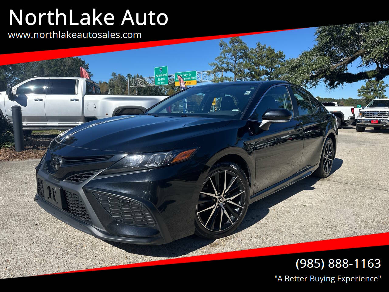 2022 Toyota Camry SE