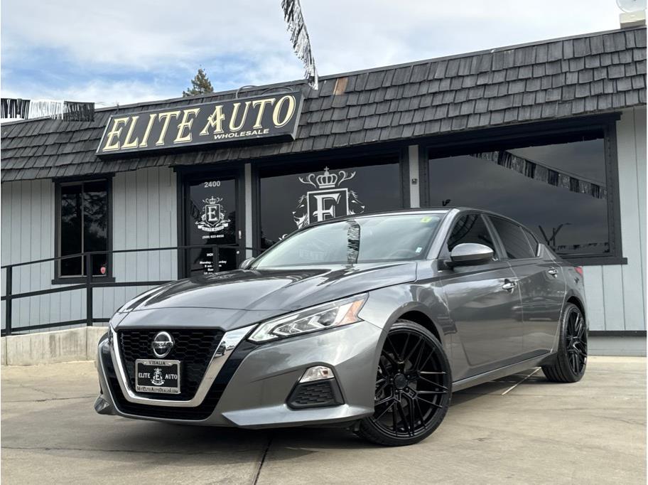 2022 Nissan Altima SV