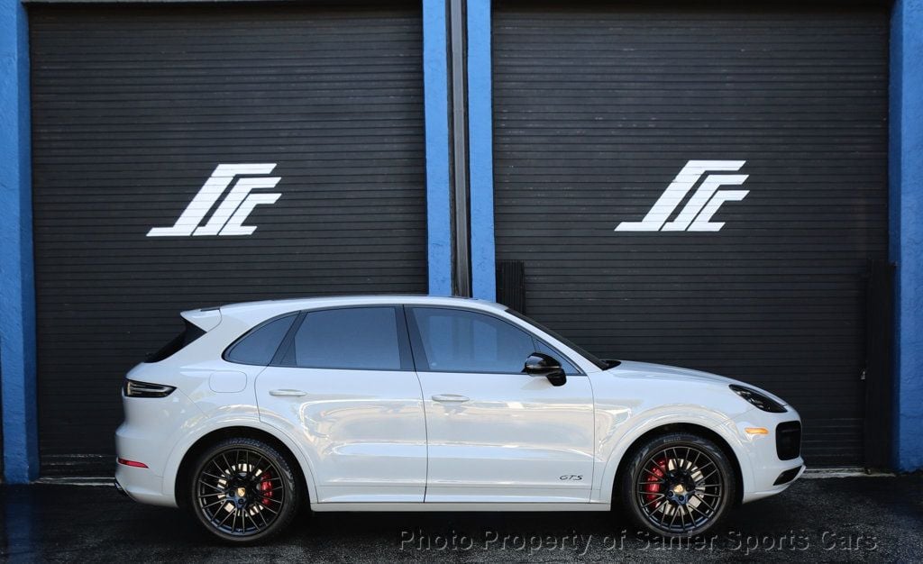 2022 Porsche Cayenne GTS