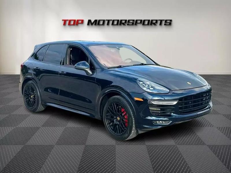 2016 Porsche Cayenne GTS