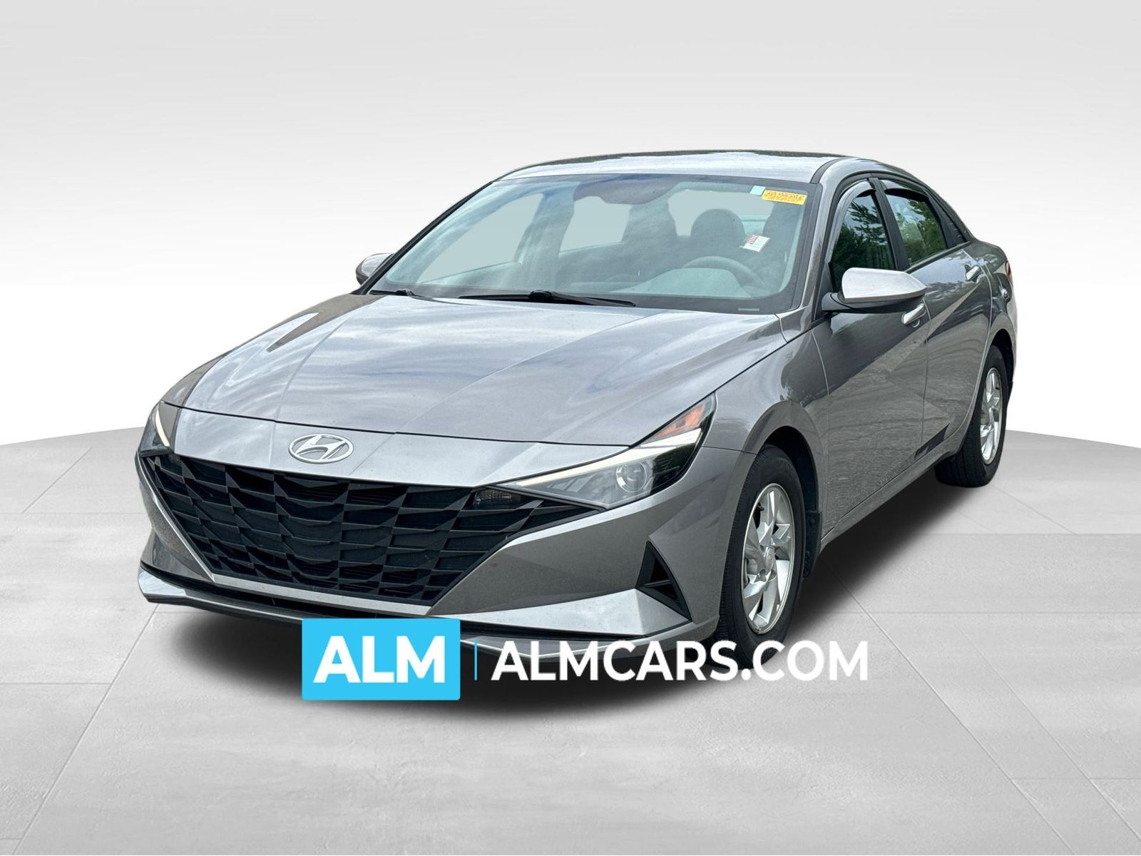 2022 Hyundai Elantra SE